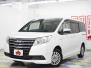 Ref. depocito puerto - Toyota Noah Hybrido 1.8cc